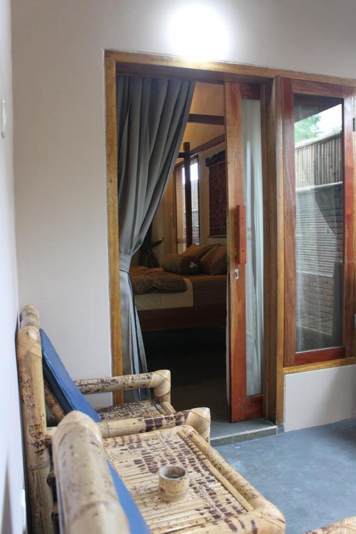 Albany Home Stay Kuta  Exterior photo